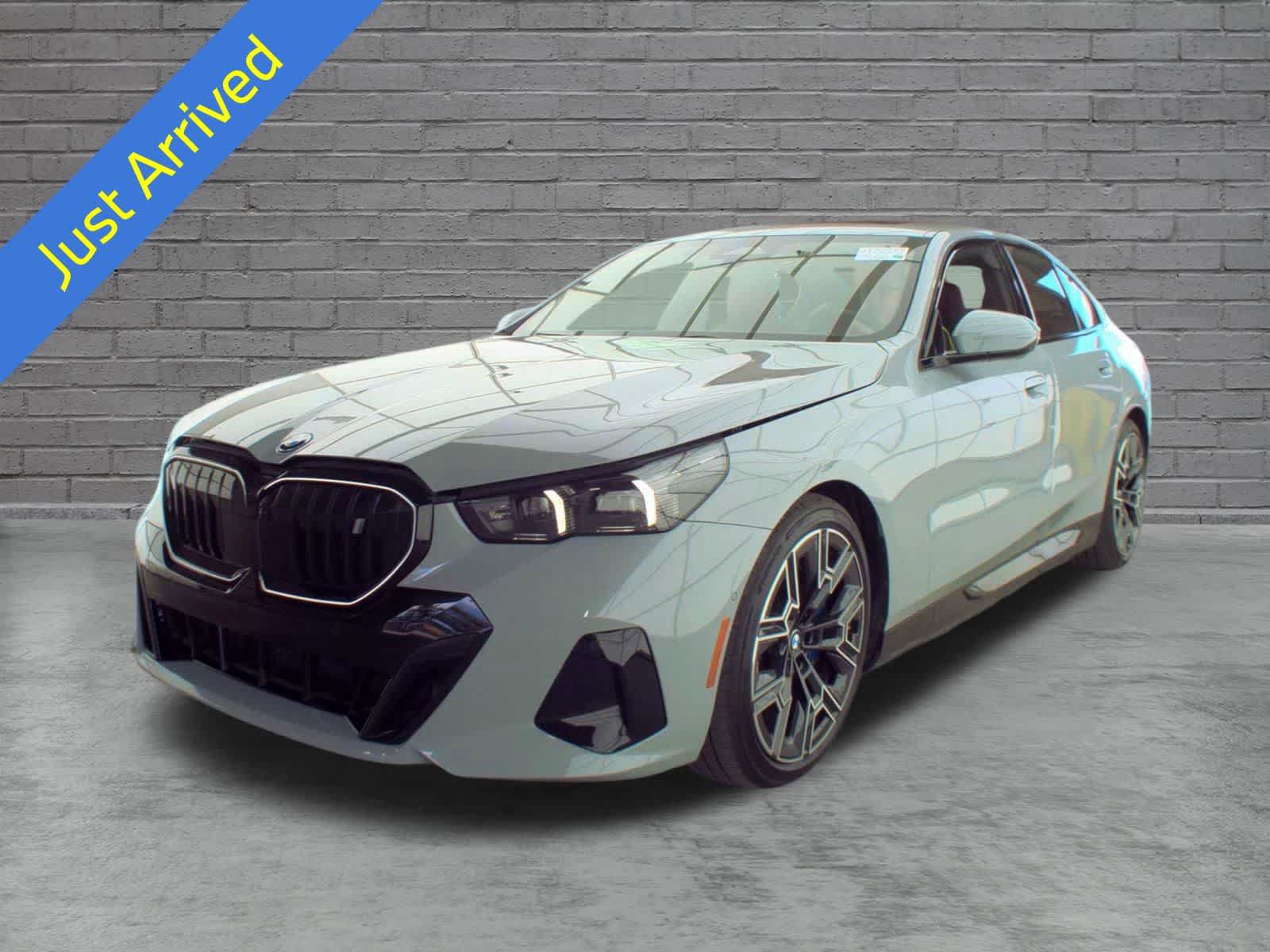 Used 2026 BMW i5 eDrive40 AWD/4WD image 1
