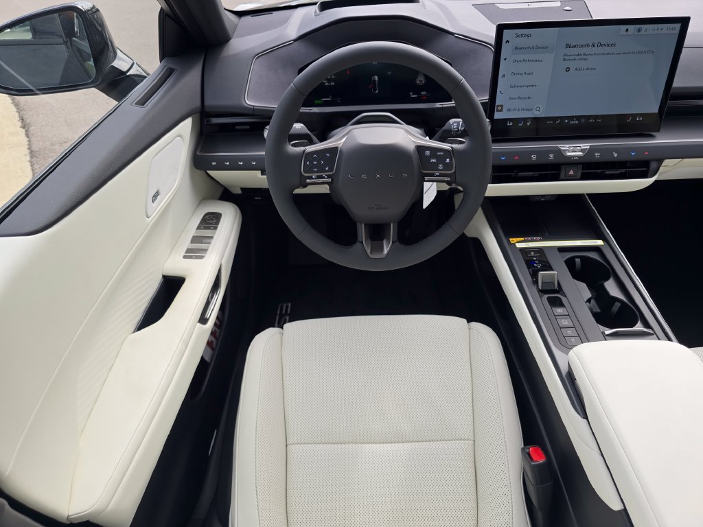New 2026 Lexus ES 350h w/ Cold Area Package FWD image 4