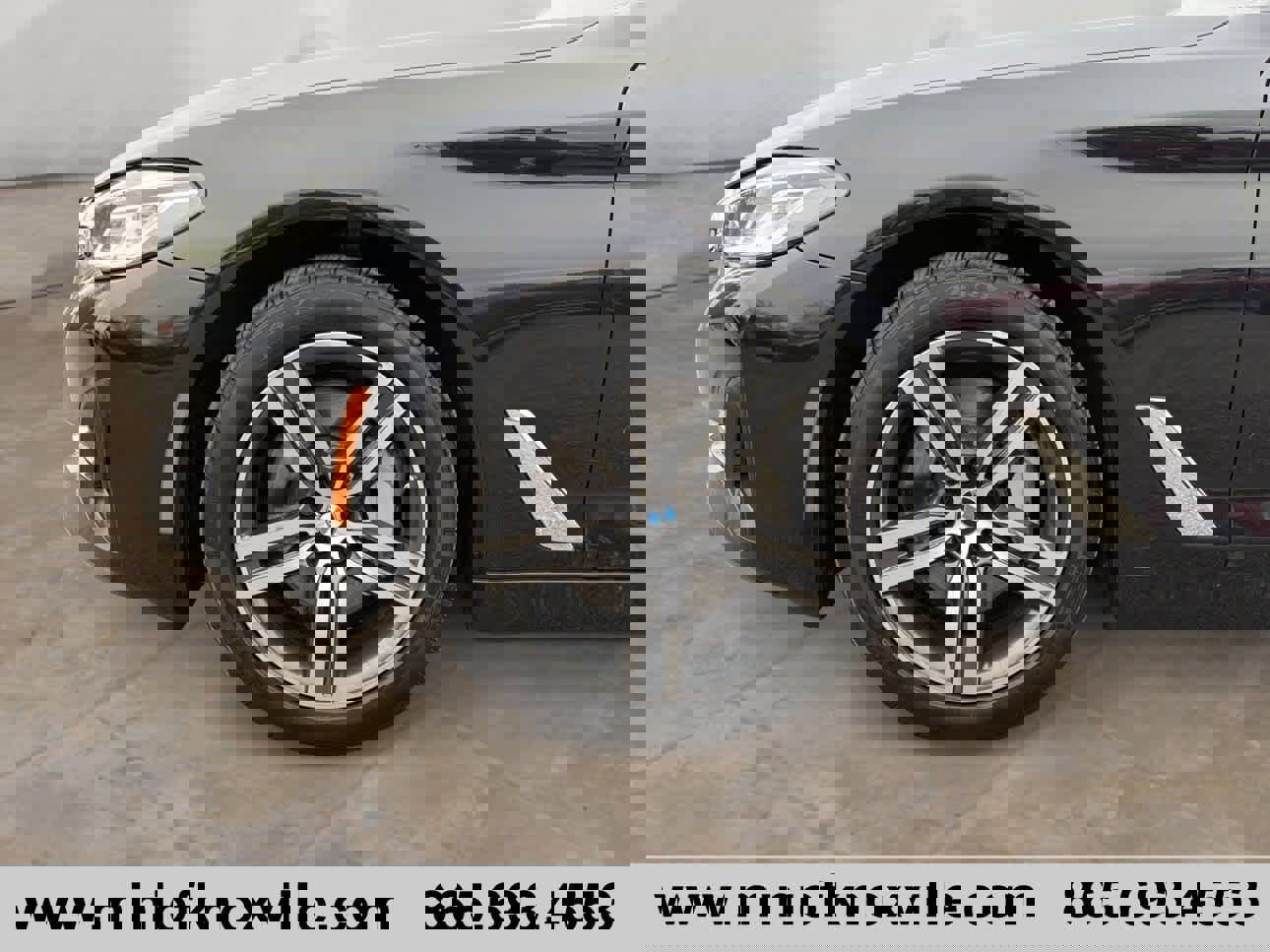 Used 2023 BMW 530i xDrive w/ Convenience Package image 9