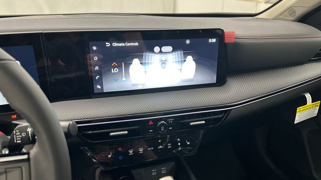 New 2025 Nissan Kicks SR w/ SR Premium Package image 11