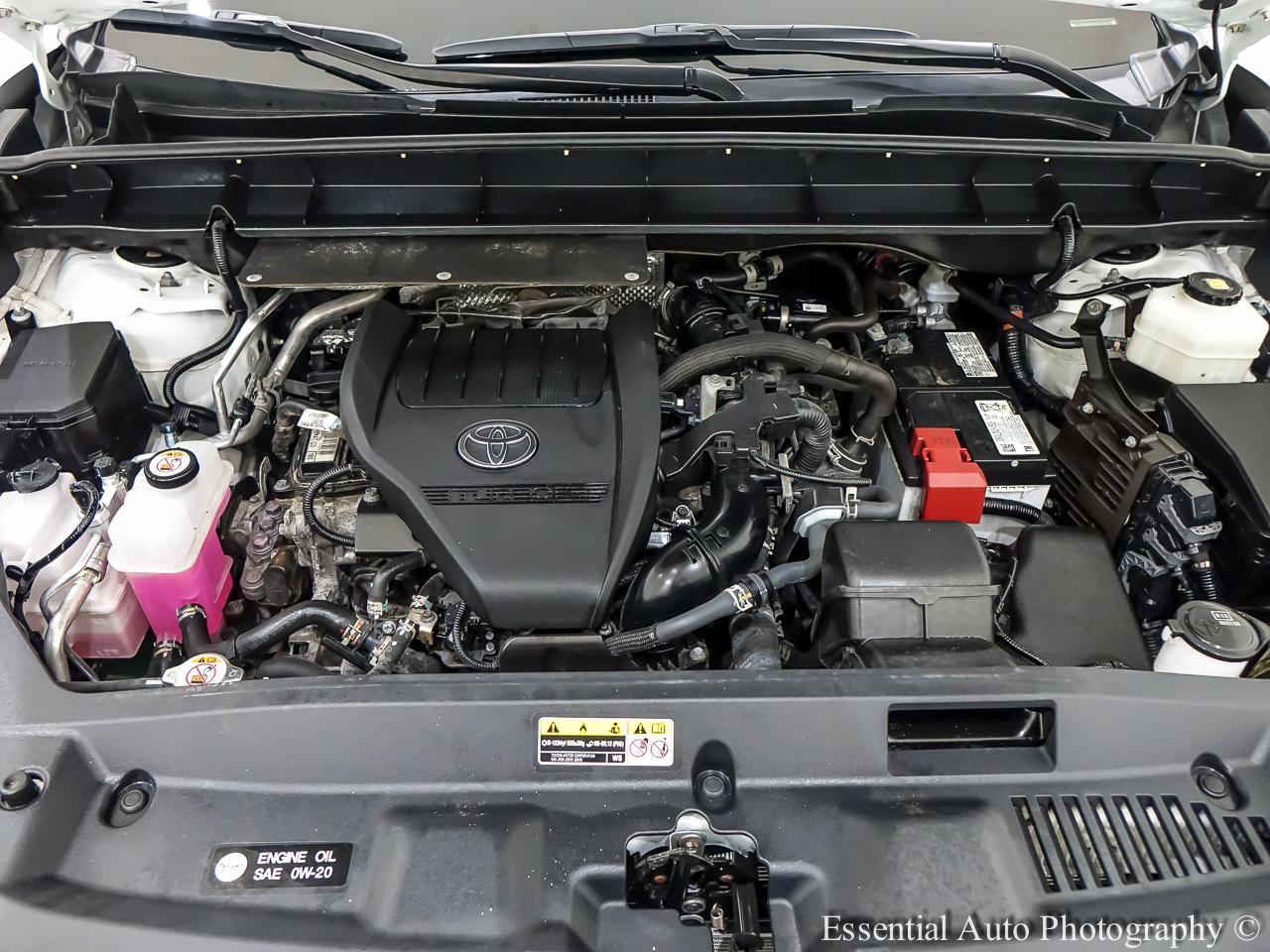 Used 2024 Toyota Highlander Limited AWD/4WD image 40