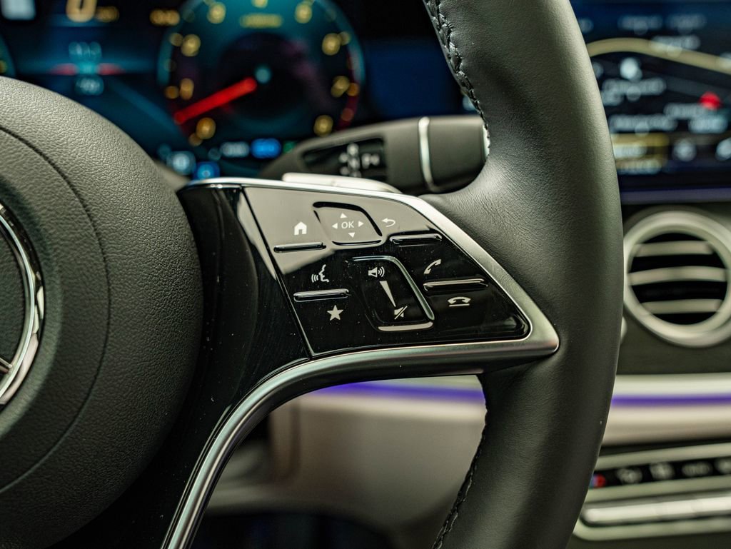 Certified 2022 Mercedes-Benz E 450 4MATIC Sedan image 19