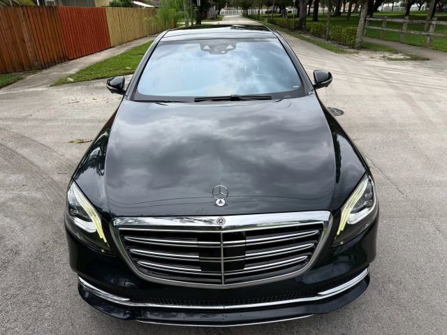 Used 2018 Mercedes-Benz S 560 Sedan w/ Premium Package image 4