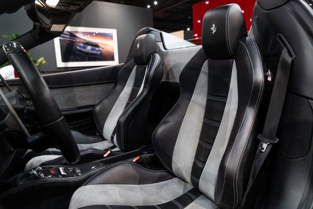 Certified 2014 Ferrari 458 Spider image 4
