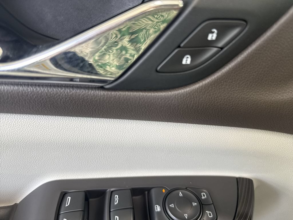 Certified 2022 GMC Acadia SLT FWD image 30