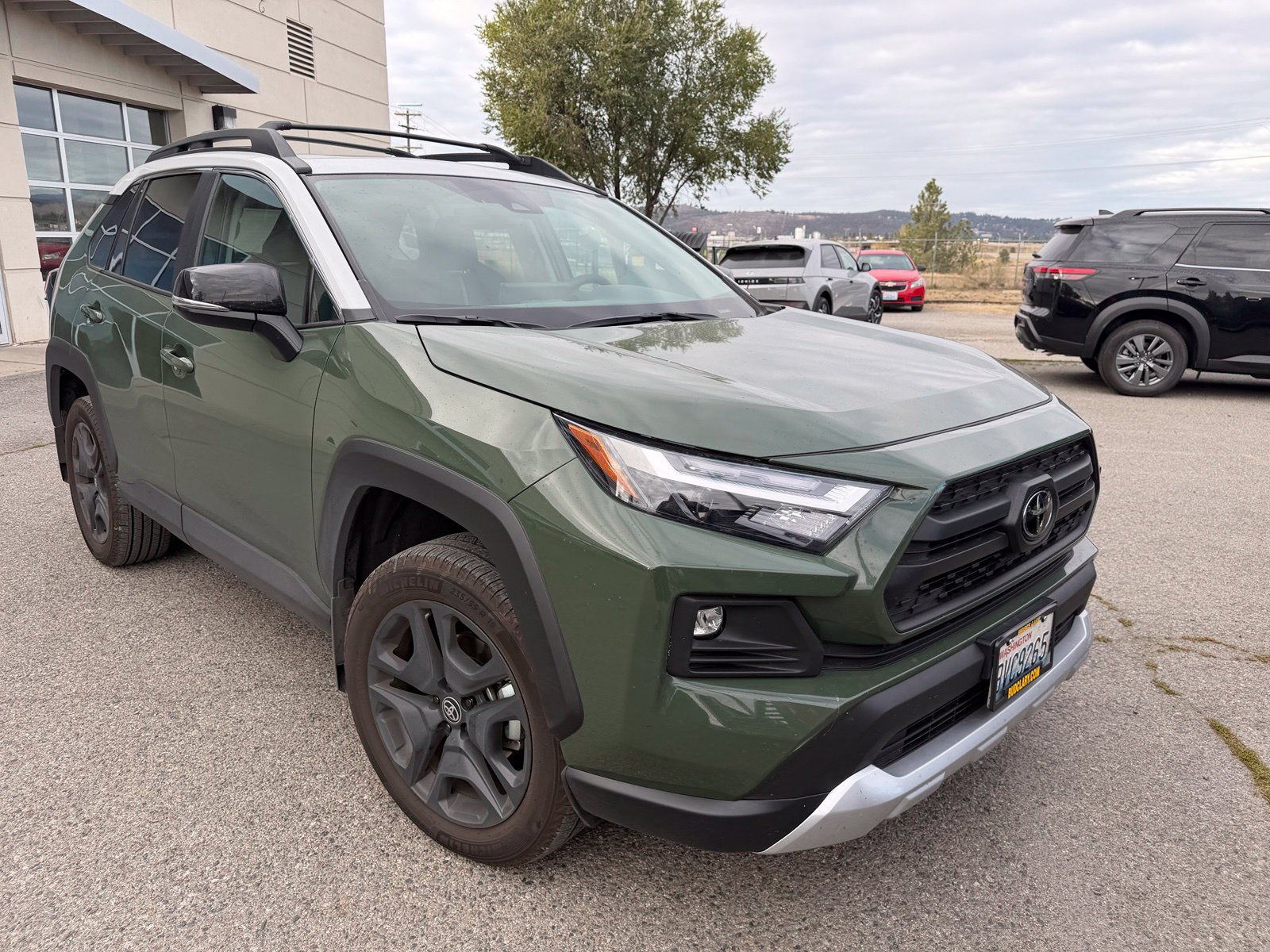 Used 2024 Toyota RAV4 Adventure w/ Convenience Package AWD/4WD image 3