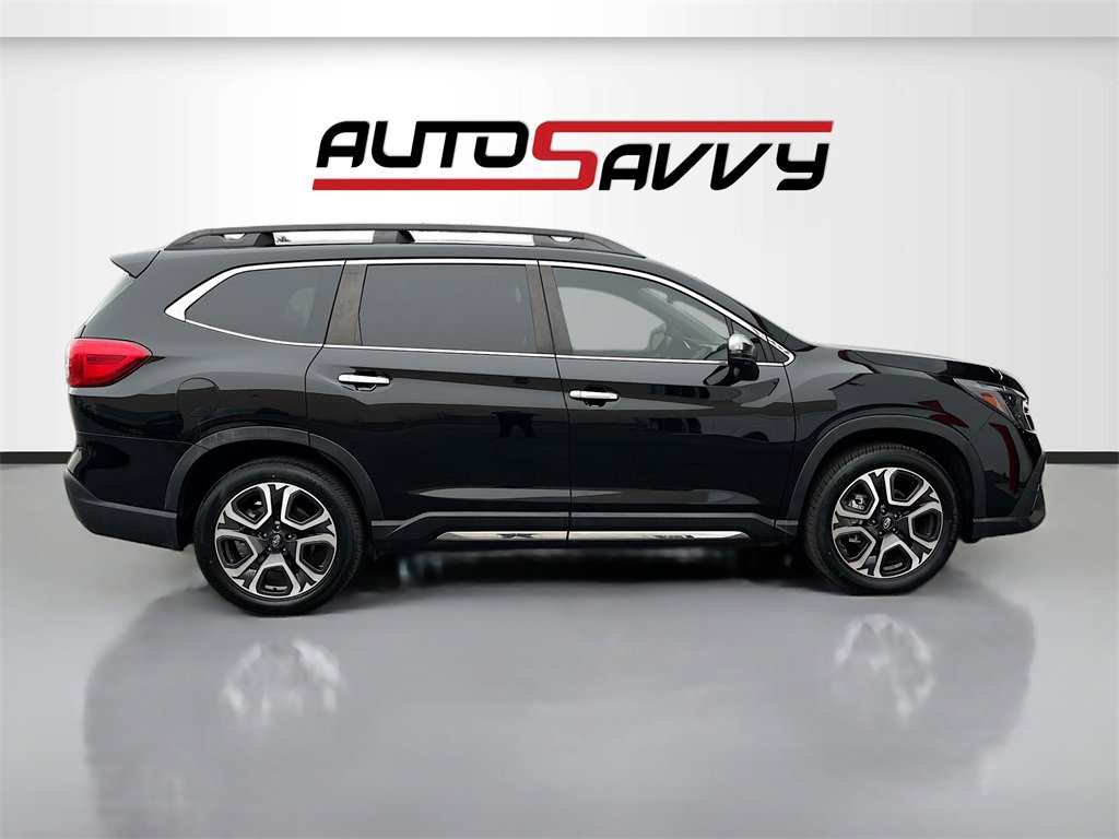 Used 2023 Subaru Ascent Touring image 8