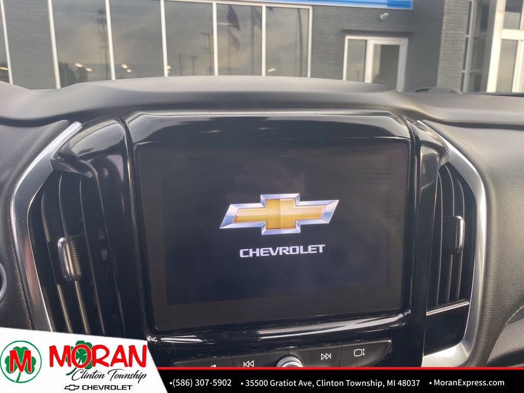 Used 2023 Chevrolet Traverse Premier AWD/4WD image 16