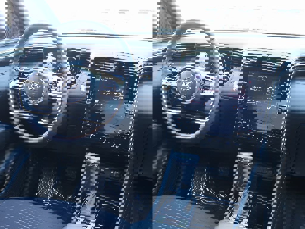 Certified 2022 Hyundai Santa Cruz SEL Premium w/ Cargo Package image 14