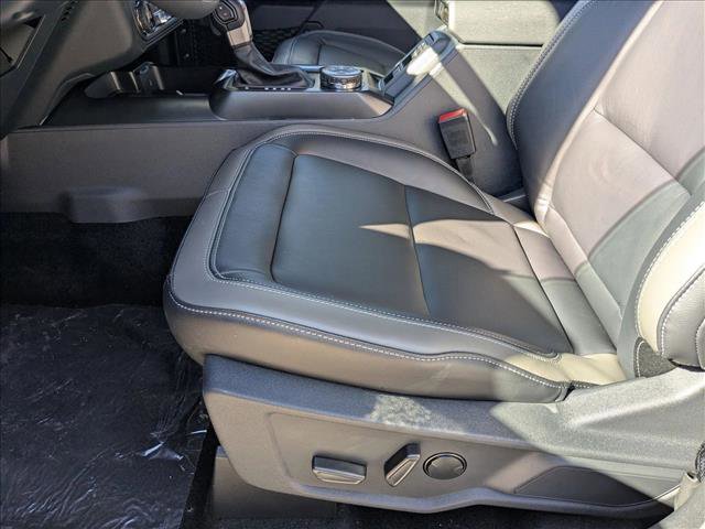 New 2025 Ford Bronco Outer Banks AWD/4WD image 4