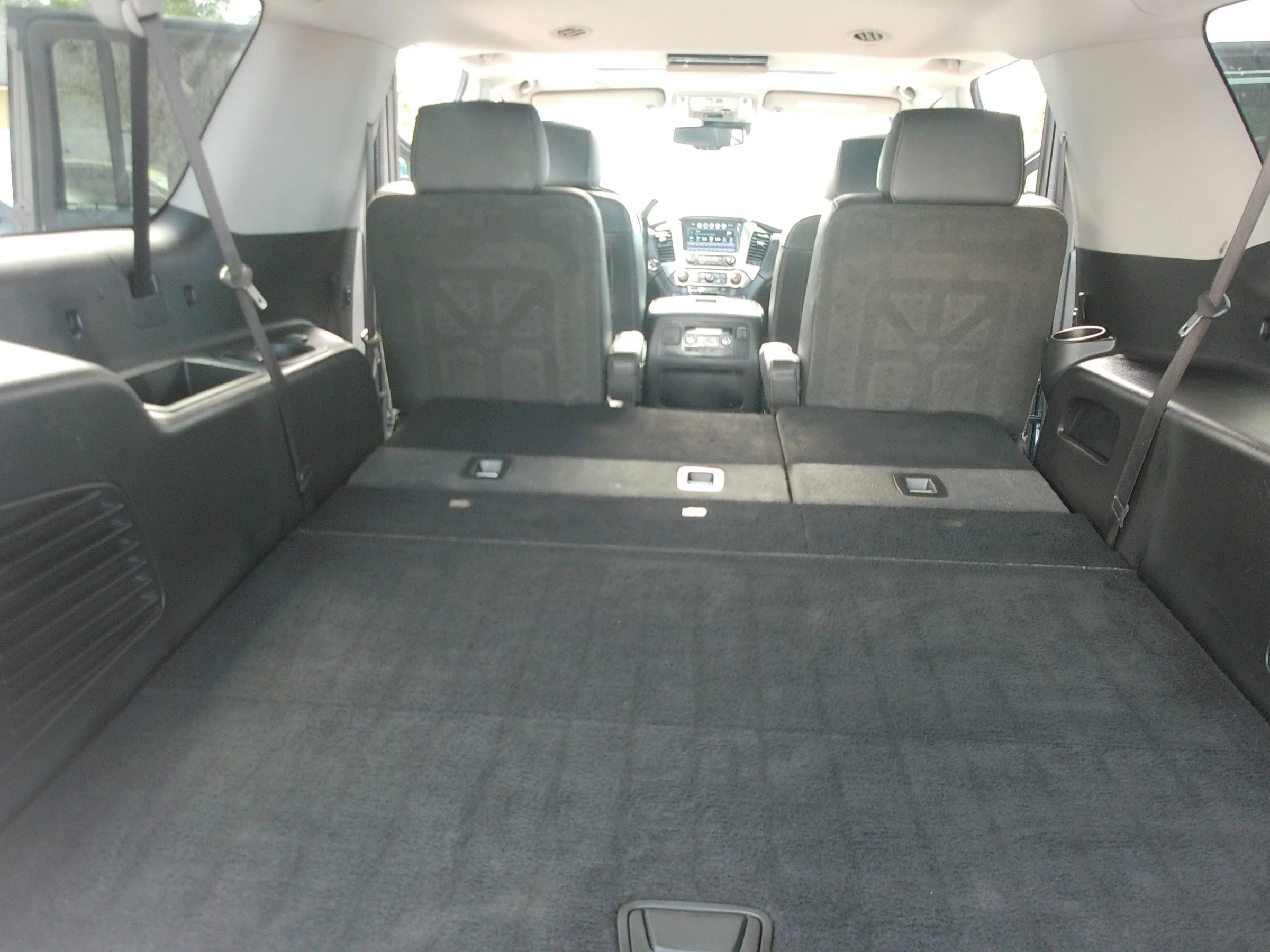 Used 2018 Chevrolet Suburban Premier RWD image 32