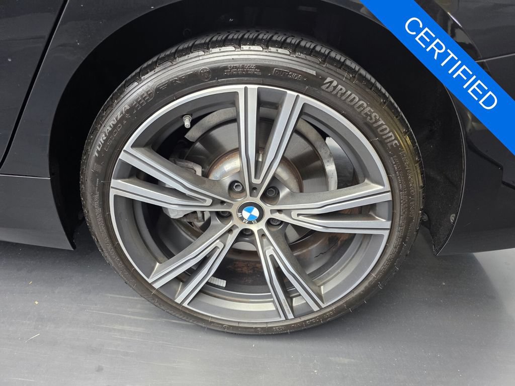 Used 2023 BMW 330i Sedan w/ Driving Assistance Package RWD image 17