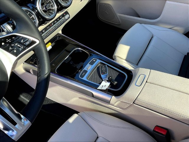 Used 2026 Mercedes-Benz GLB 250 4MATIC image 20