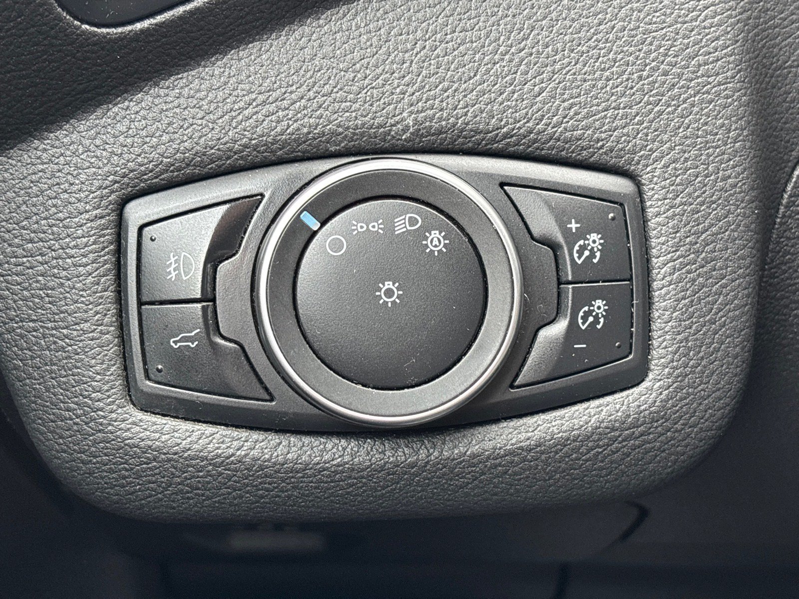 Used 2018 Ford Escape SE AWD/4WD image 21