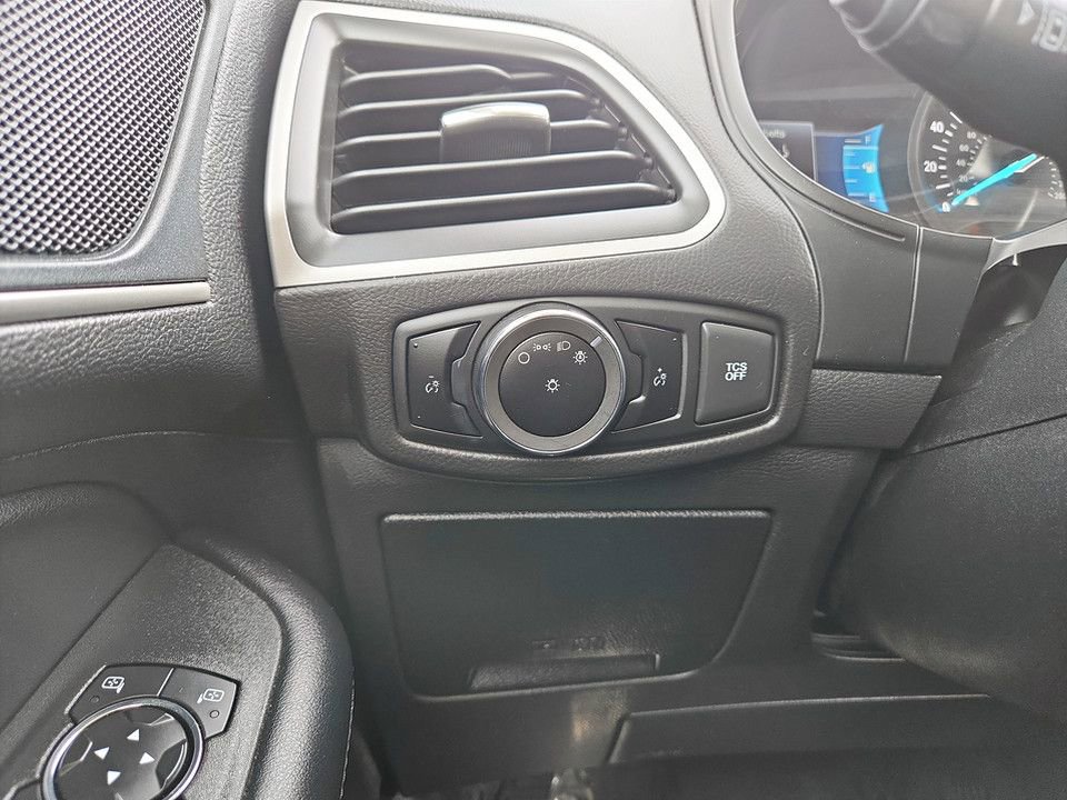 Used 2023 Ford Edge SEL AWD/4WD image 21