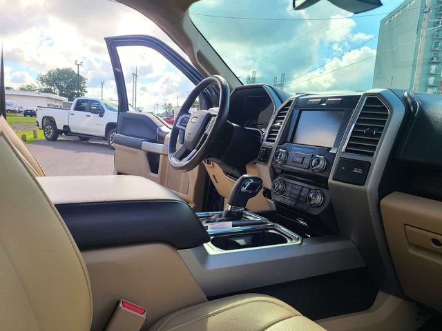 Used 2015 Ford F150 Lariat w/ Equipment Group 502A Luxury AWD/4WD image 21