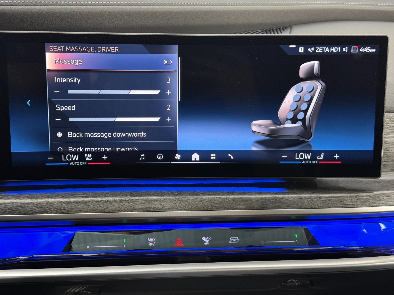Used 2024 BMW i7 xDrive60 w/ Executive Package image 29