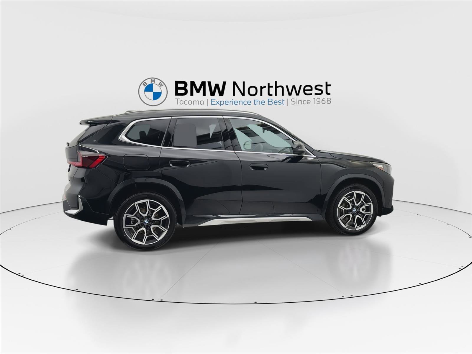 New 2026 BMW X1 xDrive28i w/ Convenience Package image 4