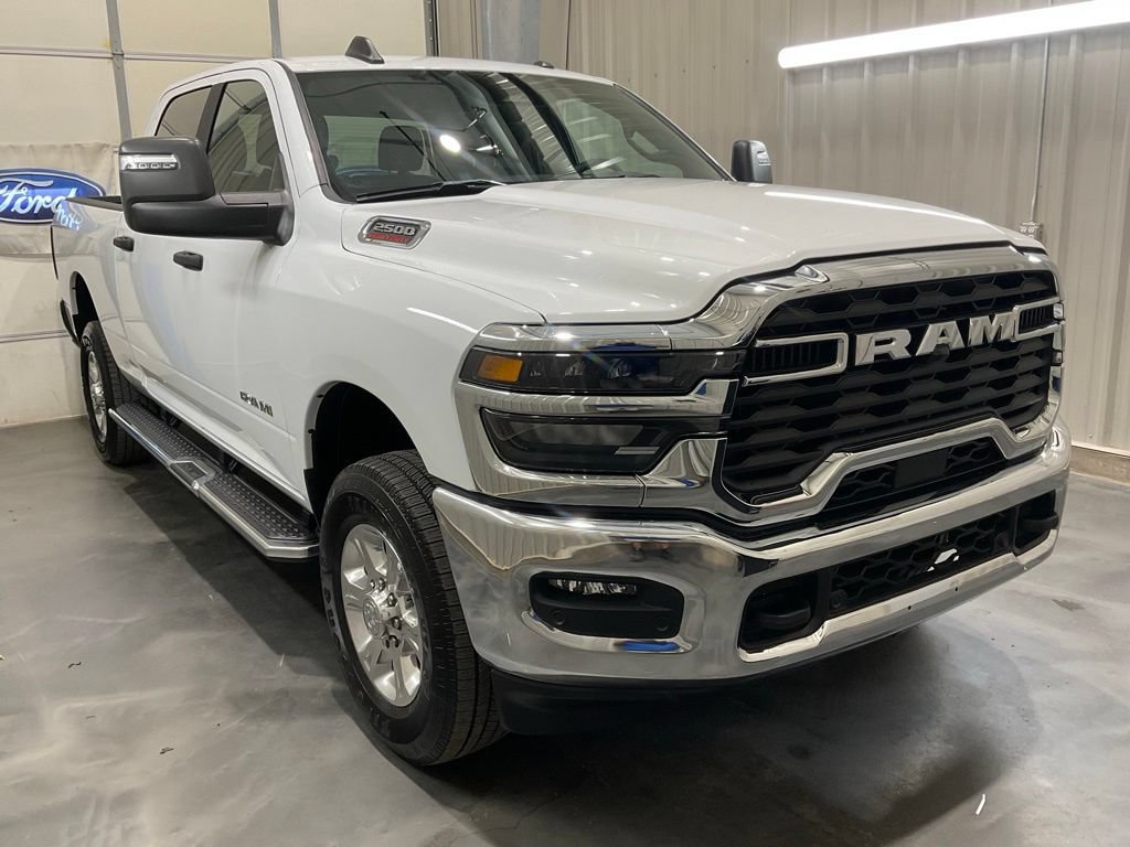 Used 2026 RAM 2500 Big Horn AWD/4WD image 2