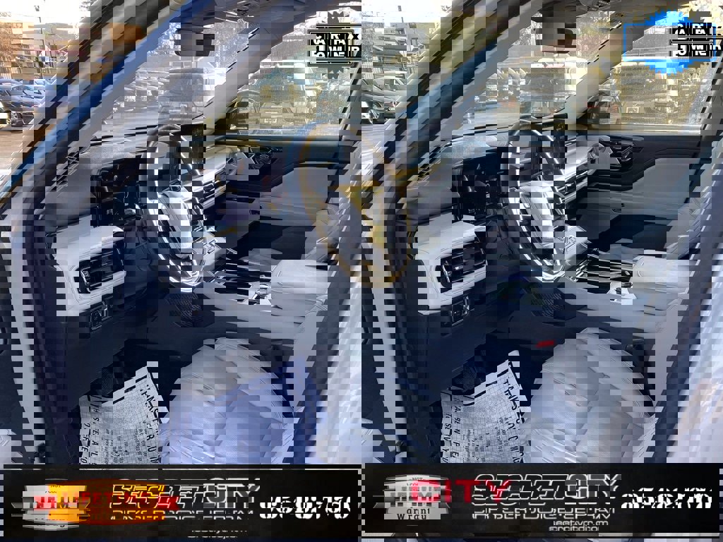 Used 2025 Lincoln Aviator Reserve w/ Luxury Package image 9