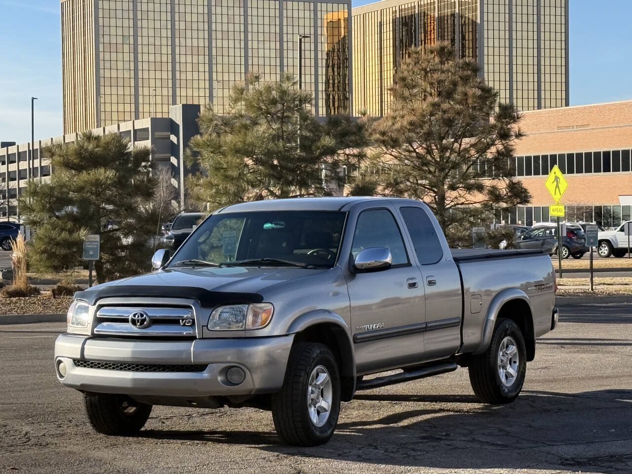 Used 2006 Toyota Tundra SR5 AWD/4WD video 1