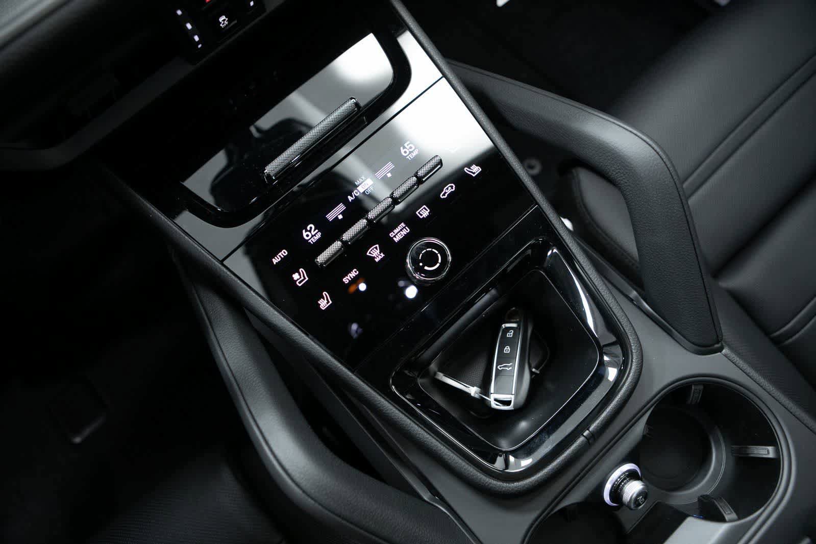New 2026 Porsche Cayenne S image 32