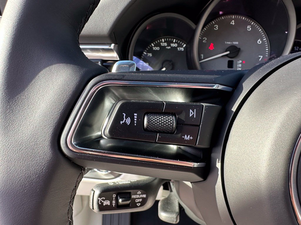 Certified 2026 Porsche Macan S AWD/4WD image 19