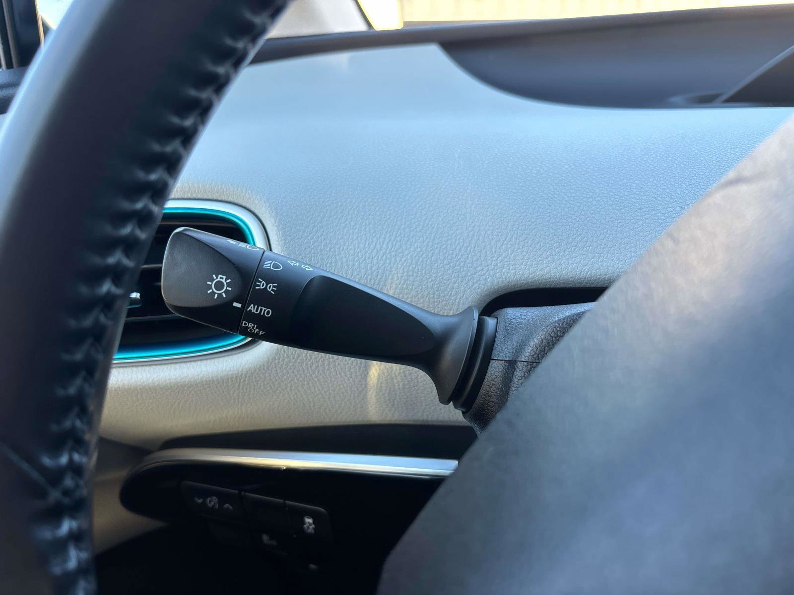 Used 2017 Toyota Prius Prime Premium w/ Carpet Mat Package FWD image 25