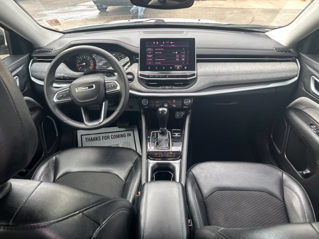 Used 2022 Jeep Compass Latitude FWD image 35