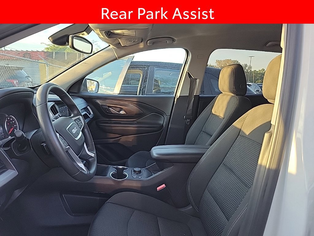Used 2024 GMC Terrain SLE w/ Driver Convenience Package AWD/4WD image 6