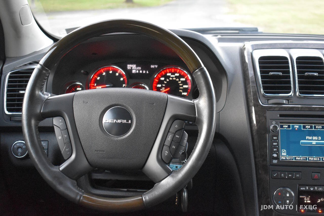Used 2011 GMC Acadia Denali AWD/4WD image 20