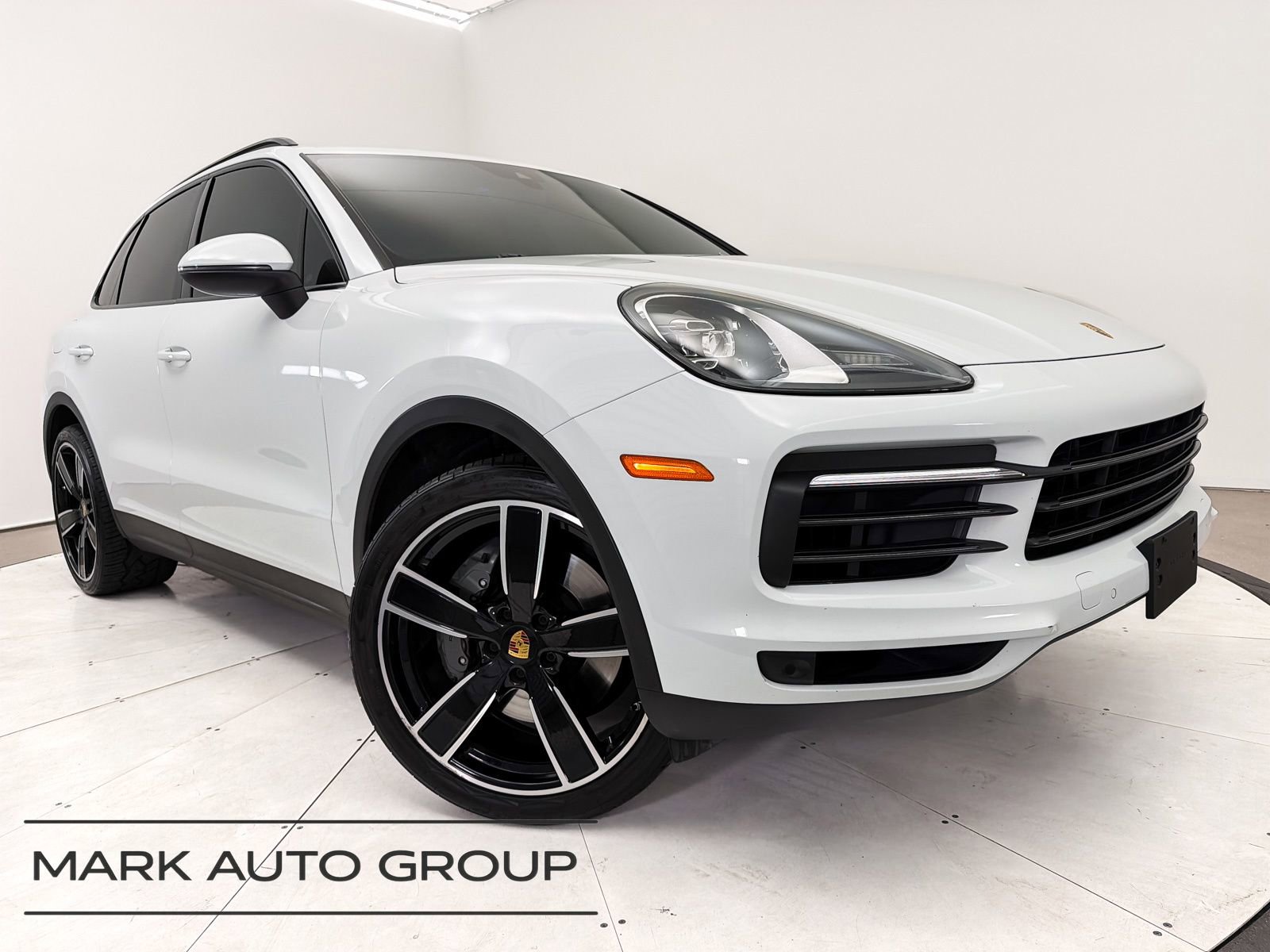 Used 2019 Porsche Cayenne S AWD/4WD image 1