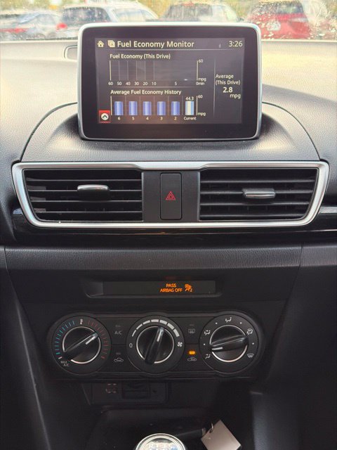 Used 2016 MAZDA MAZDA3 i Sport w/ Preferred Equipment Package FWD image 14