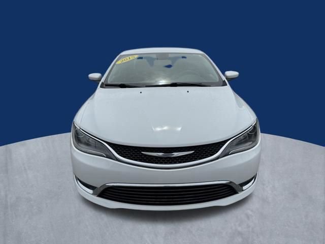Used 2015 Chrysler 200 Limited FWD image 2