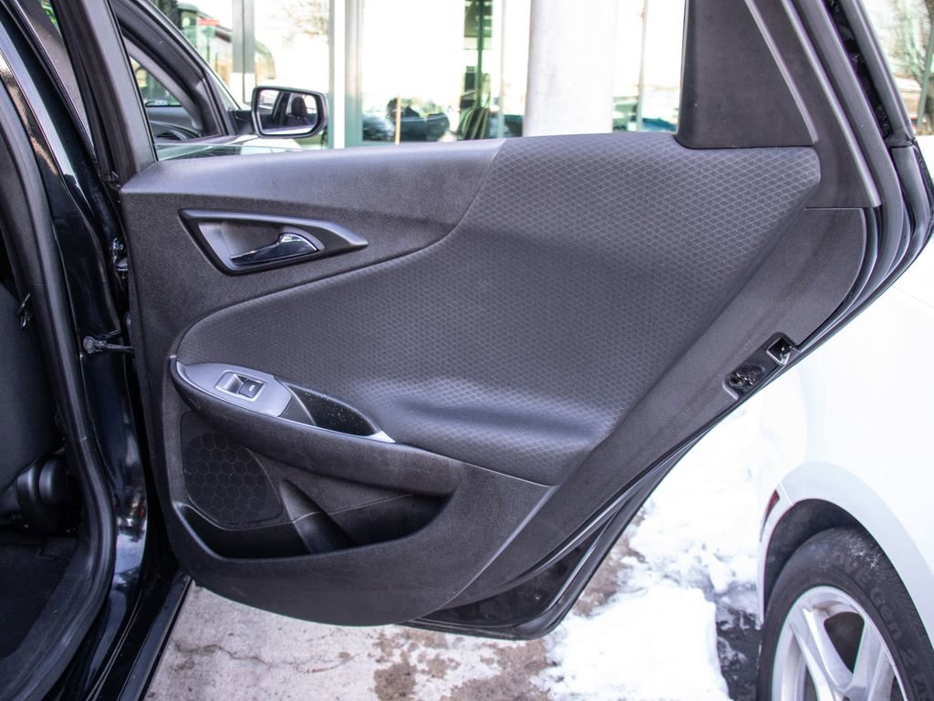 Used 2024 Chevrolet Malibu LT image 24