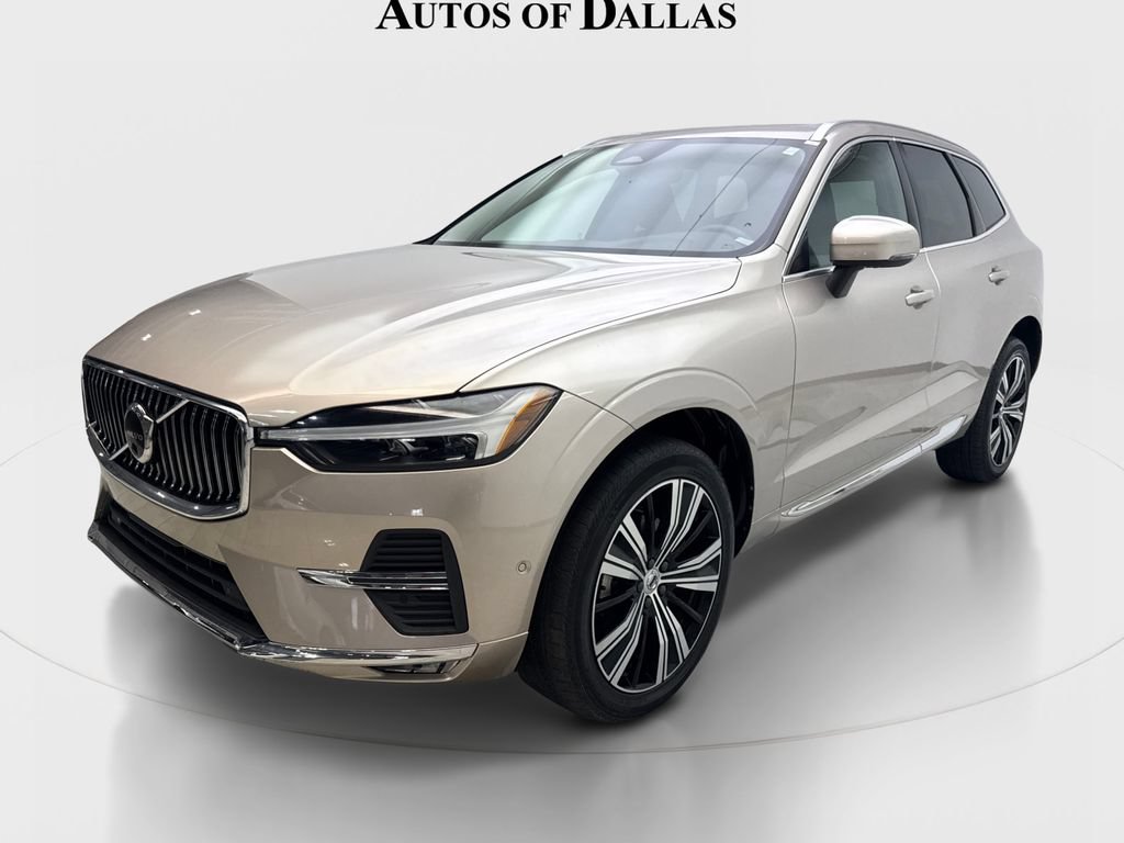 Used 2023 Volvo XC60 B5 Plus FWD image 2