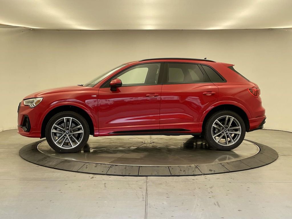 New 2025 Audi Q3 2.0T Premium image 2