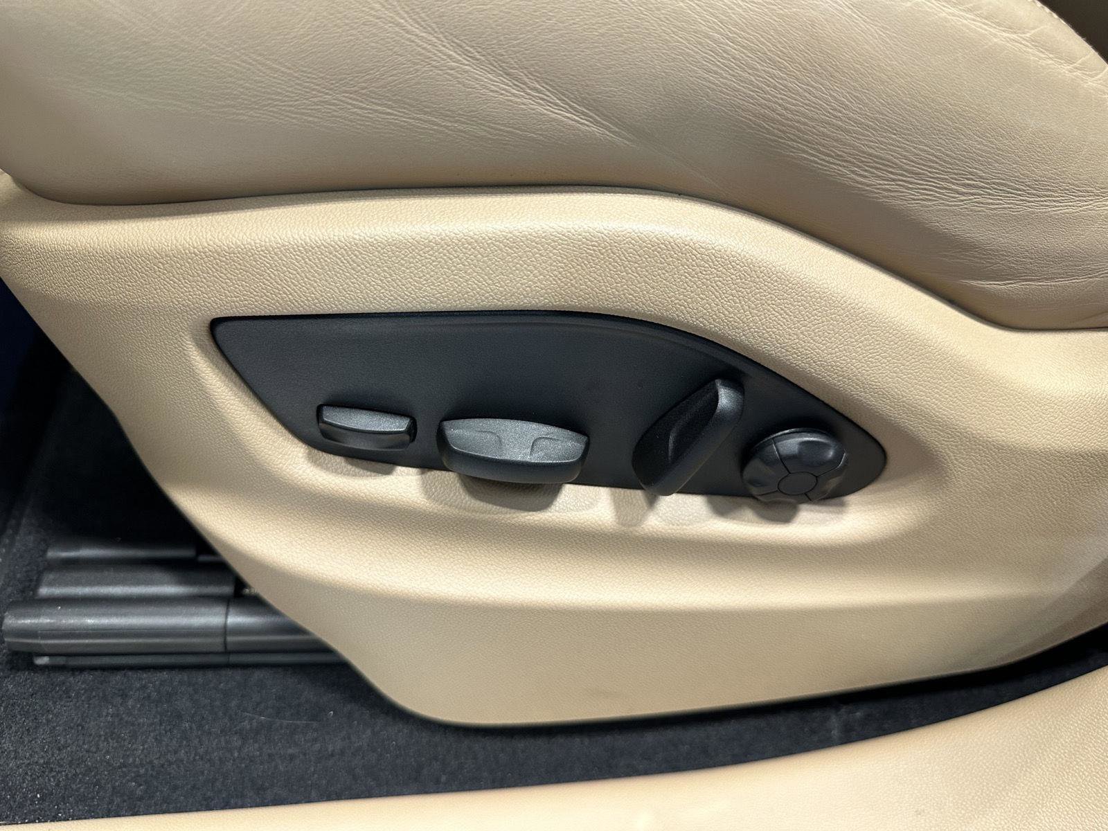 Certified 2022 Porsche Cayenne image 17