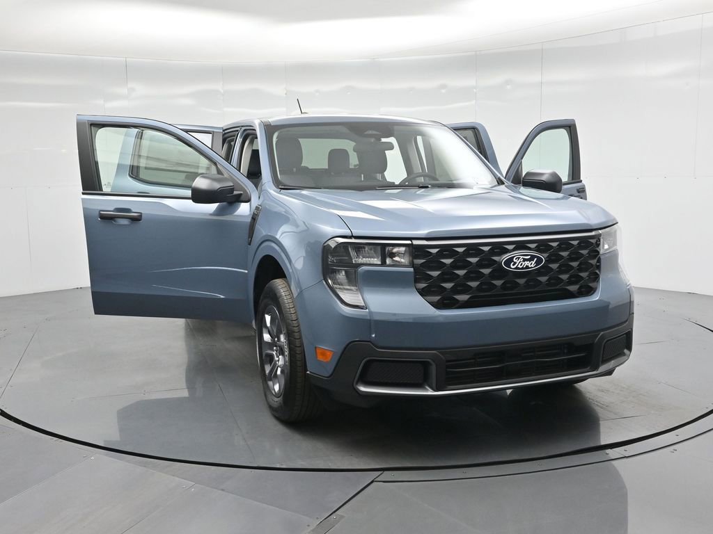 New 2025 Ford Maverick XLT w/ Equipment Group 302A image 30