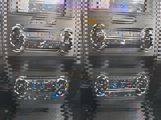 Used 2020 Ford Expedition Max Limited w/ Equipment Group 303A image 19