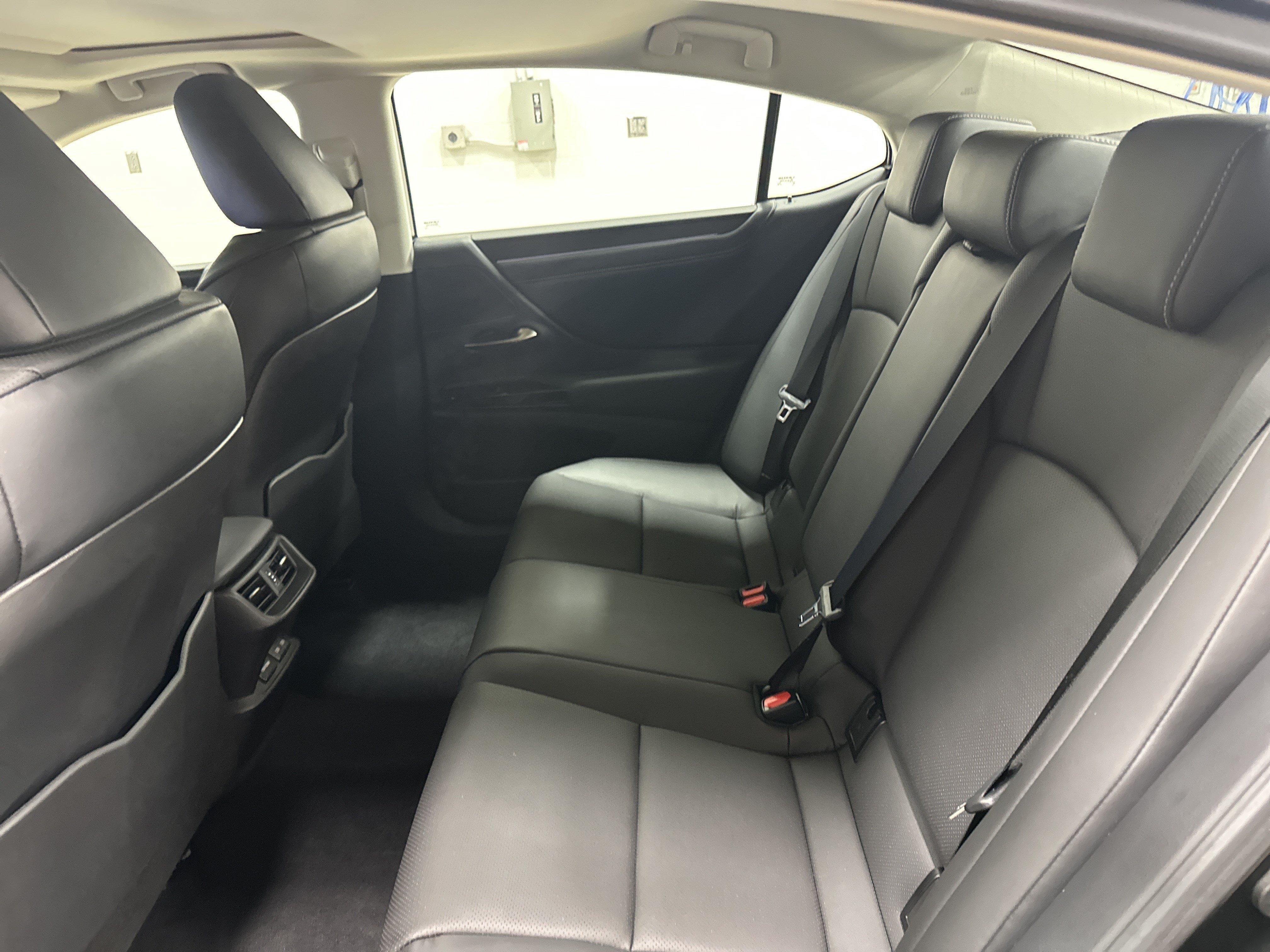 Certified 2025 Lexus ES 350 w/ Premium Package w/ Premium Package FWD image 32