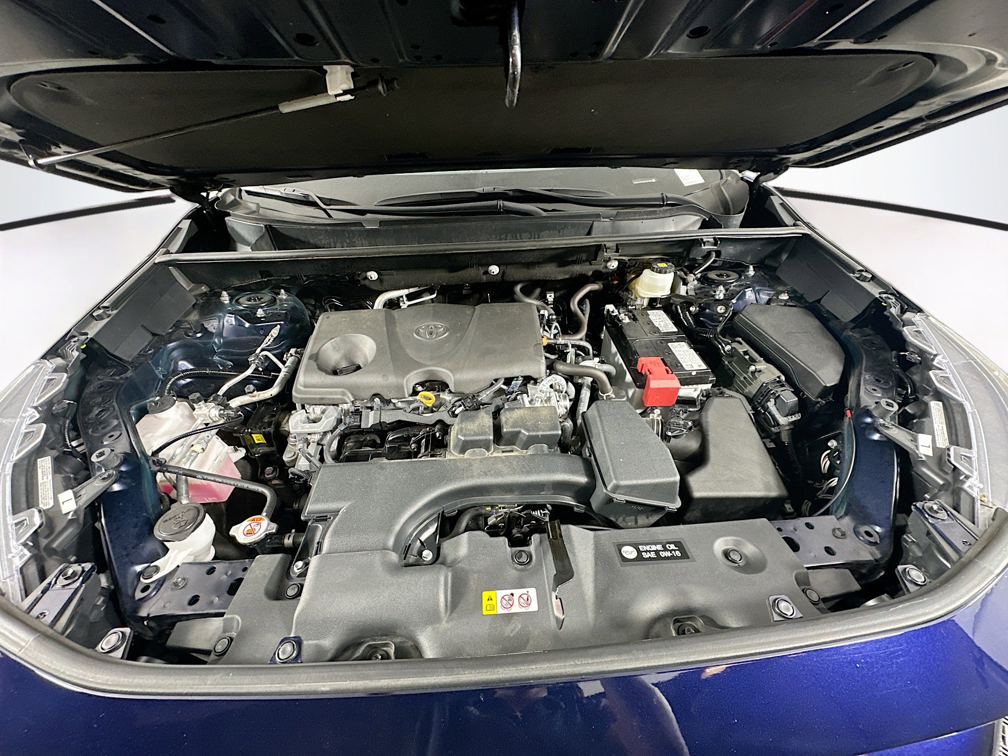 Used 2025 Toyota RAV4 XLE FWD image 33
