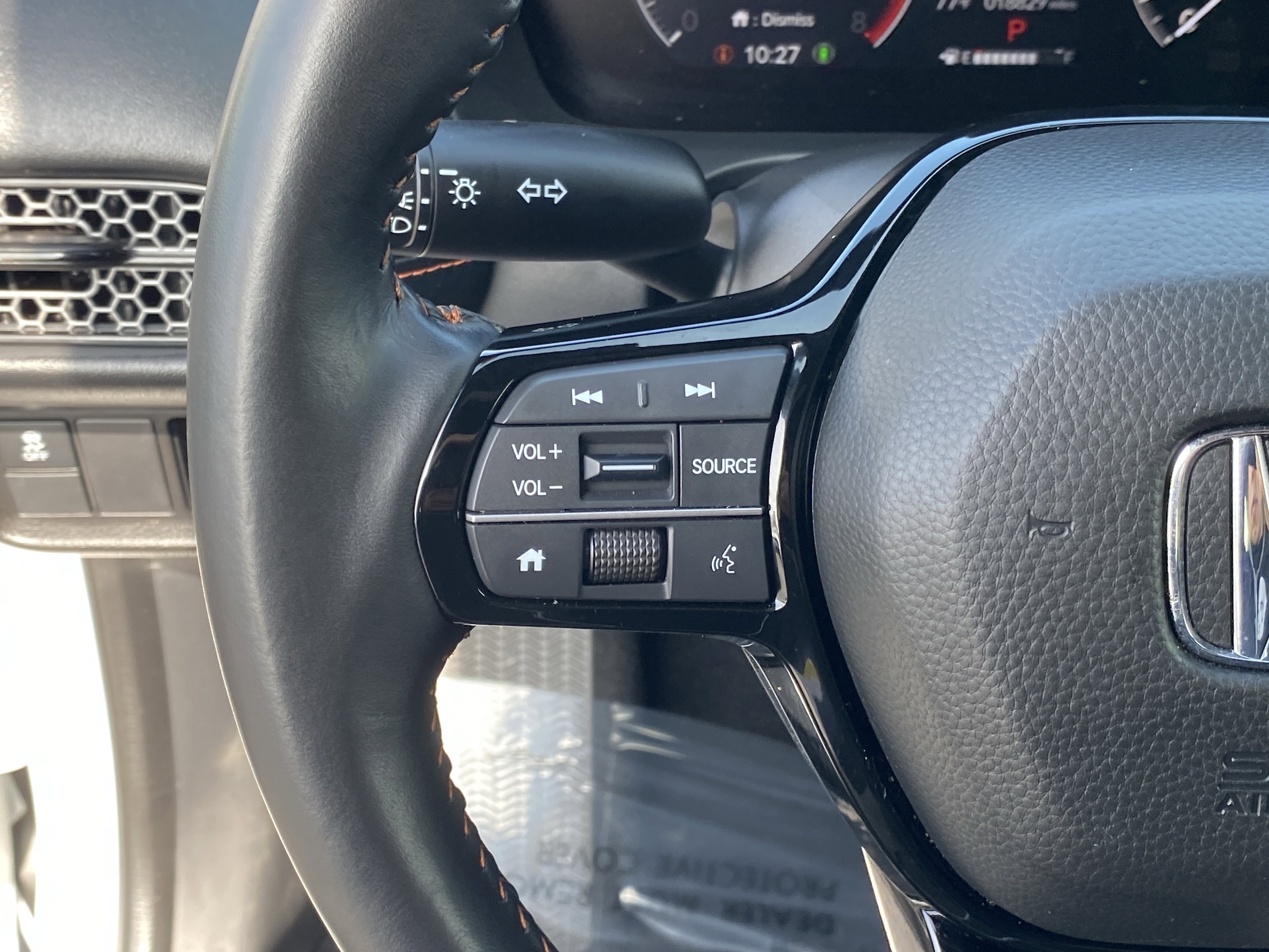 Certified 2025 Honda HR-V Sport image 25