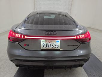 Used 2023 Audi RS e-tron GT w/ Carbon Performance Package AWD/4WD image 5