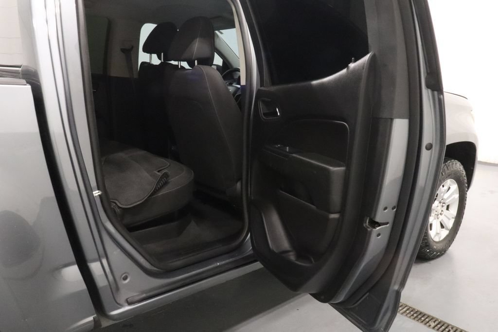 Used 2020 Chevrolet Colorado LT w/ Safety Package AWD/4WD image 23