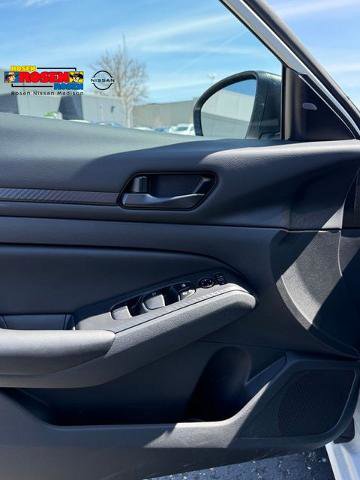 Certified 2025 Nissan Altima 2.5 S FWD image 10