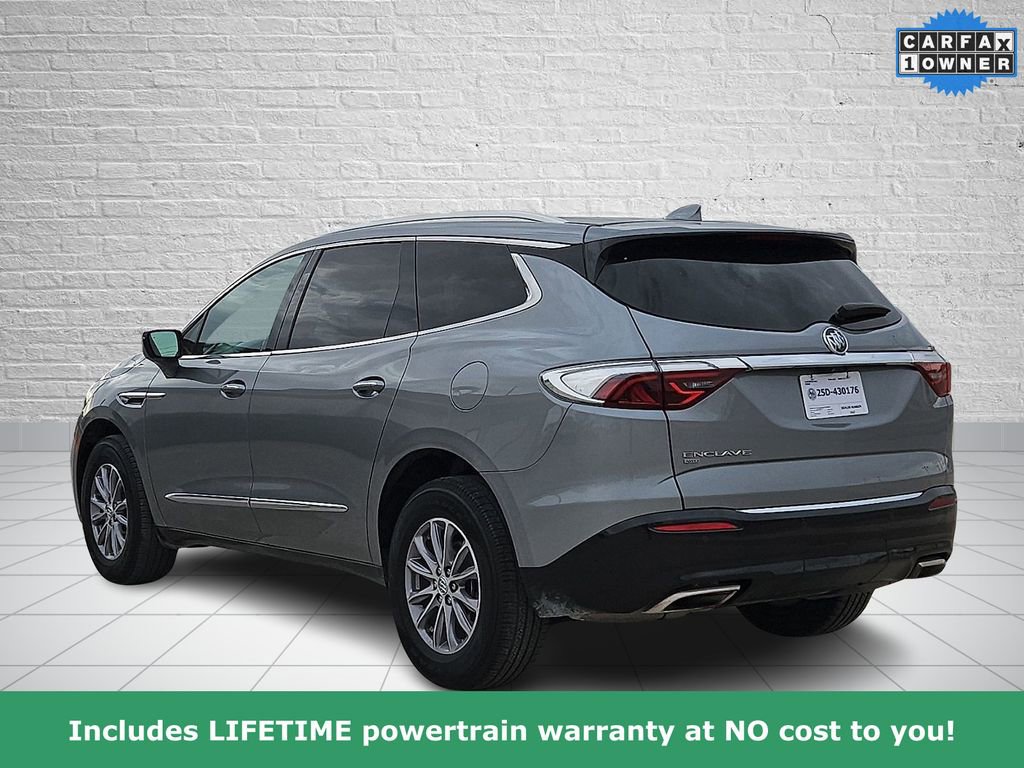 Used 2024 Buick Enclave Premium image 3