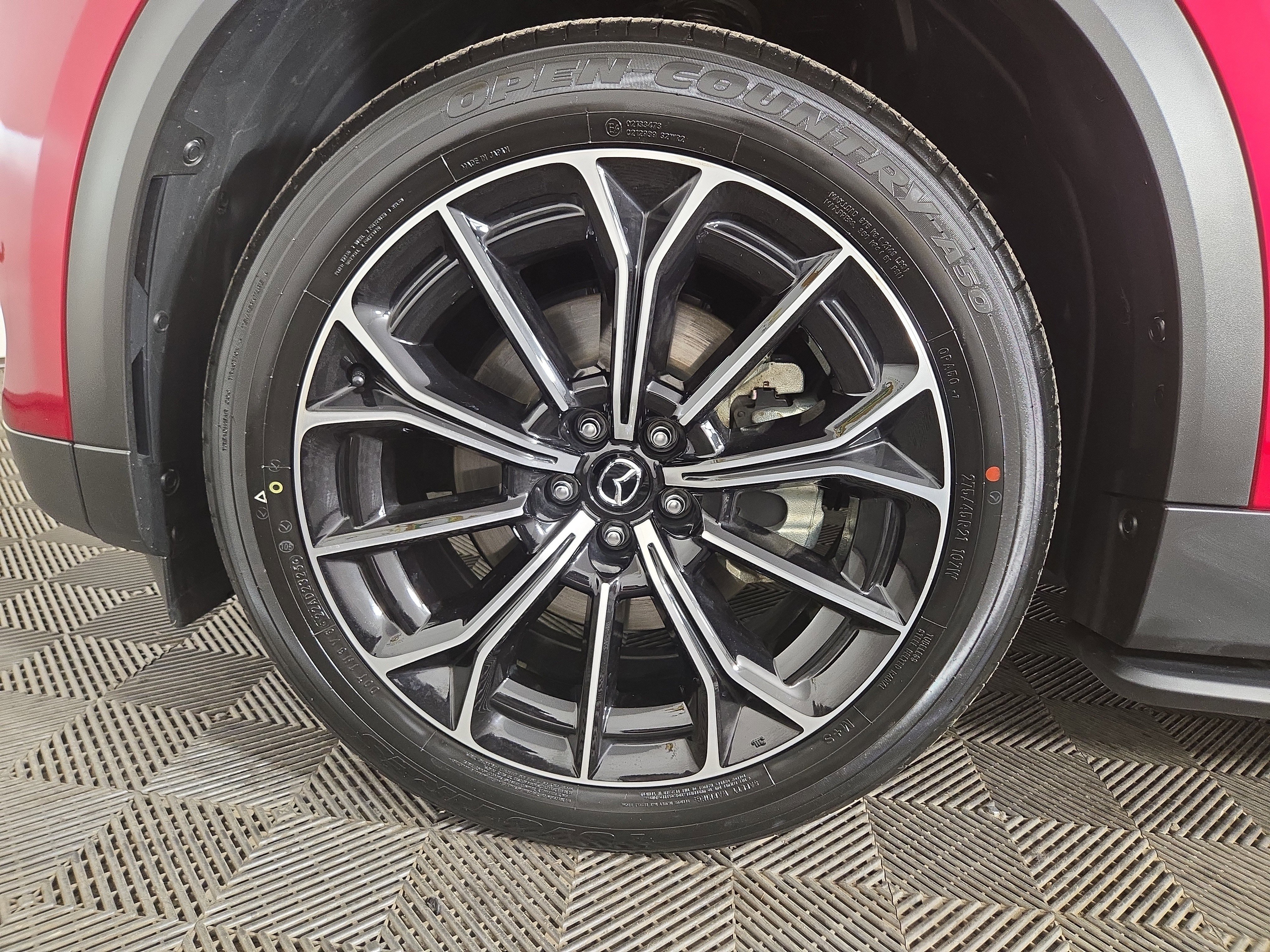 Certified 2025 MAZDA CX-70 Plug-In Hybrid w/ Premium Plus image 33