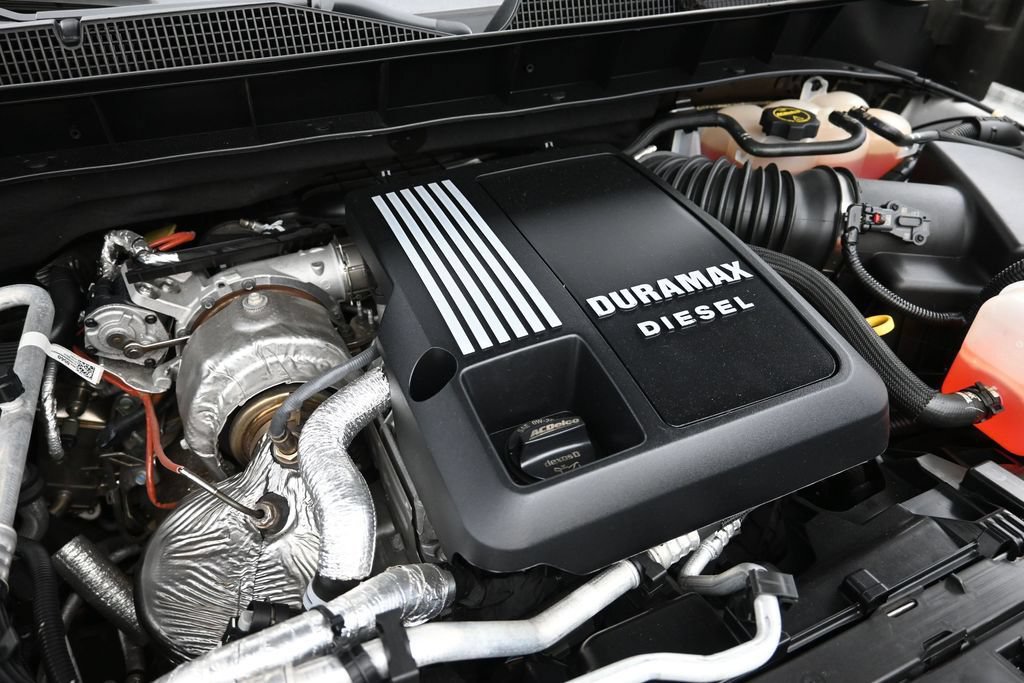 Used 2024 Chevrolet Silverado 1500 LT RWD image 15