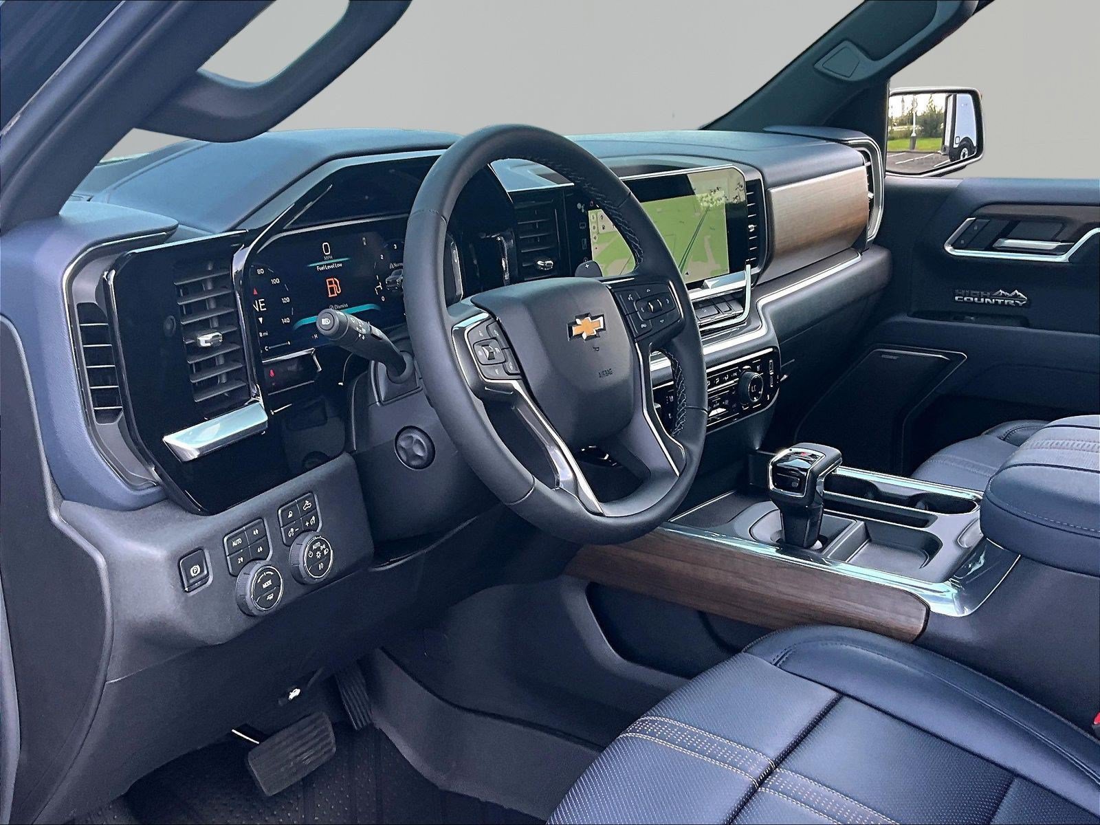 New 2026 Chevrolet Silverado 1500 High Country w/ High Country Premium Package AWD/4WD image 16